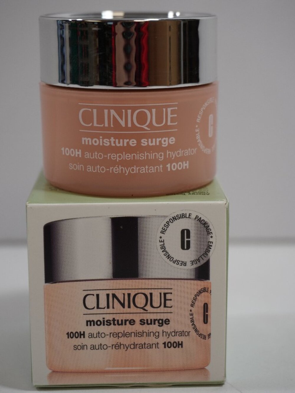 Clinique moisture surge 100H auto replenishing hydrator 1oz/30 ml